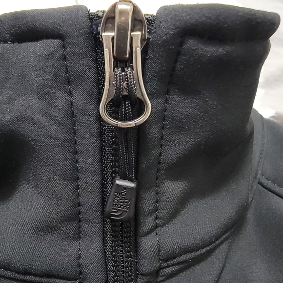 The North Face Soft Shell Jacket Size Small Like New - Picture 12 of 14